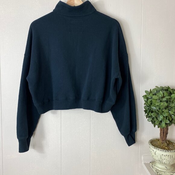 Hollister Black 1/3 Zipped Cropped Sweater Size Small - Picture 5 of 8
